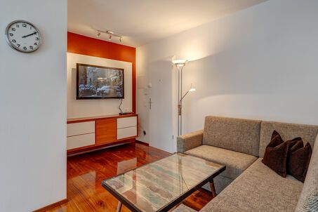 https://www.mrlodge.com/rent/2-room-apartment-munich-au-haidhausen-7828