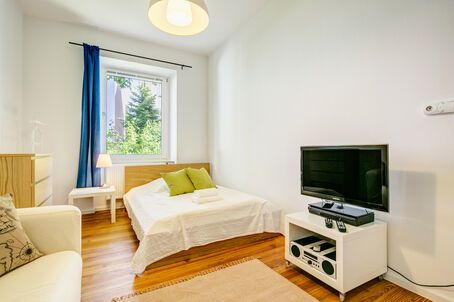 https://www.mrlodge.com/rent/1-room-apartment-munich-laim-7865