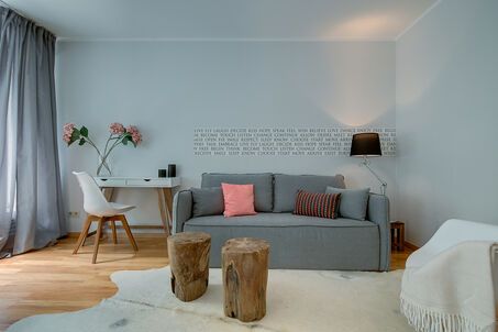 https://www.mrlodge.com/rent/1-room-apartment-munich-nymphenburg-7880