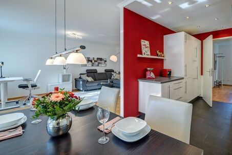 https://www.mrlodge.com/rent/2-room-apartment-munich-au-haidhausen-7905