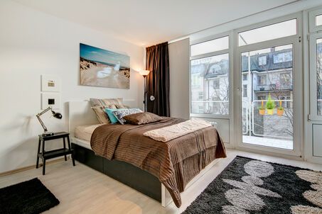 https://www.mrlodge.com/rent/1-room-apartment-munich-schwabing-8353
