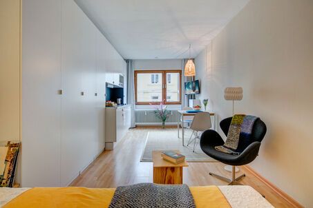 https://www.mrlodge.com/rent/1-room-apartment-munich-glockenbachviertel-8426