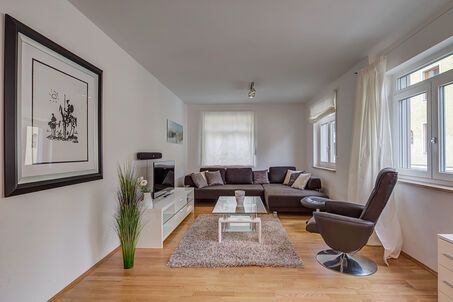 https://www.mrlodge.com/rent/3-room-apartment-munich-au-haidhausen-8496