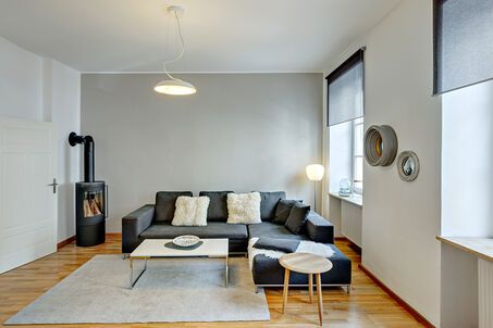 https://www.mrlodge.com/rent/3-room-apartment-munich-maxvorstadt-8558