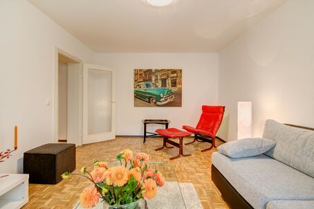 https://www.mrlodge.com/rent/2-room-apartment-munich-schwabing-8892