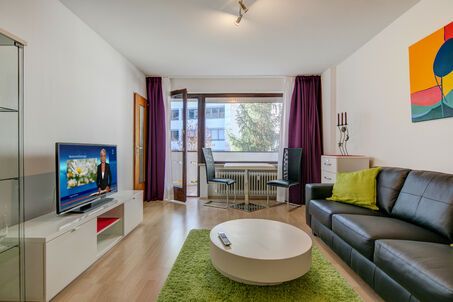 https://www.mrlodge.com/rent/1-room-apartment-munich-isarvorstadt-9061