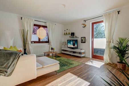 https://www.mrlodge.com/rent/2-room-apartment-munich-kieferngarten-9062