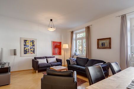 https://www.mrlodge.com/rent/3-room-apartment-munich-maxvorstadt-9064