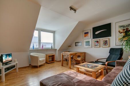 https://www.mrlodge.com/rent/2-room-apartment-munich-ludwigsvorstadt-9085