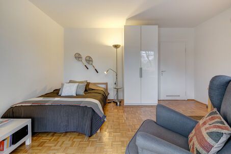 https://www.mrlodge.com/rent/1-room-apartment-munich-harlaching-9099