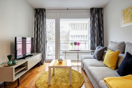 https://www.mrlodge.com/rent/1-room-apartment-munich-maxvorstadt-9219