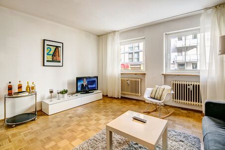 https://www.mrlodge.com/rent/2-room-apartment-munich-au-haidhausen-9308