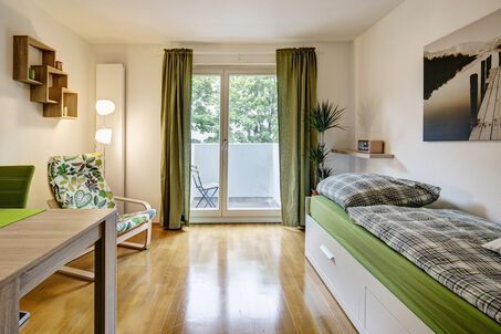 https://www.mrlodge.com/rent/1-room-apartment-munich-schwabing-9542