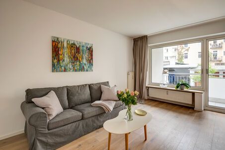 https://www.mrlodge.com/rent/2-room-apartment-munich-bogenhausen-9631