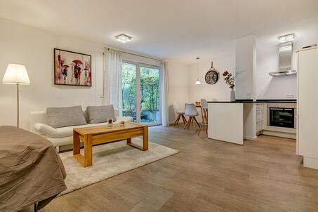 https://www.mrlodge.com/rent/1-room-apartment-munich-maxvorstadt-9732