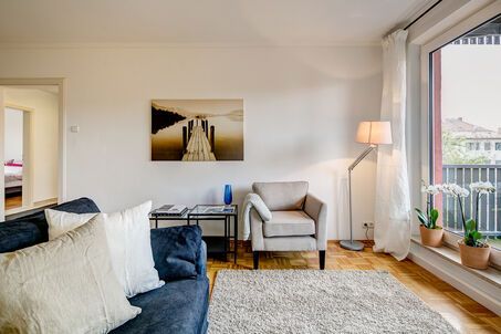 https://www.mrlodge.com/rent/3-room-apartment-munich-bogenhausen-9746