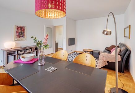 https://www.mrlodge.com/rent/3-room-apartment-munich-neuhausen-9844