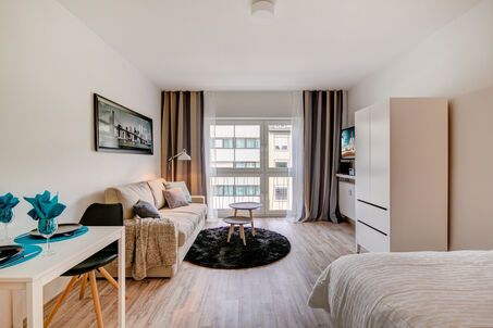https://www.mrlodge.com/rent/1-room-apartment-munich-ludwigsvorstadt-9865