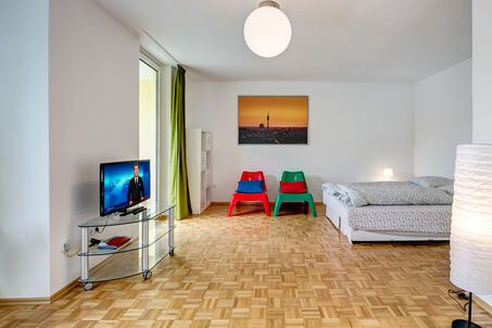 https://www.mrlodge.com/rent/1-room-apartment-munich-schwabing-9924