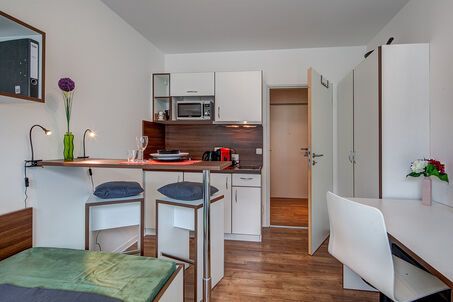 https://www.mrlodge.com/rent/1-room-apartment-munich-milbertshofen-9971